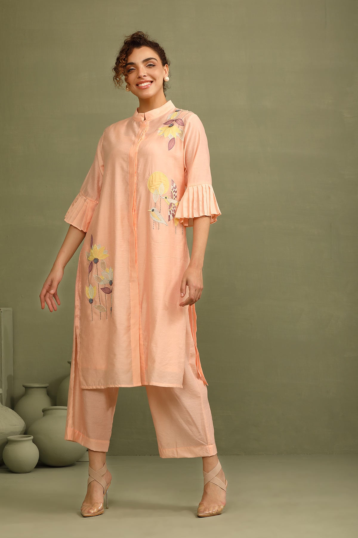Mandrin collar peach chanderi applique work kurti tunic with pallazo