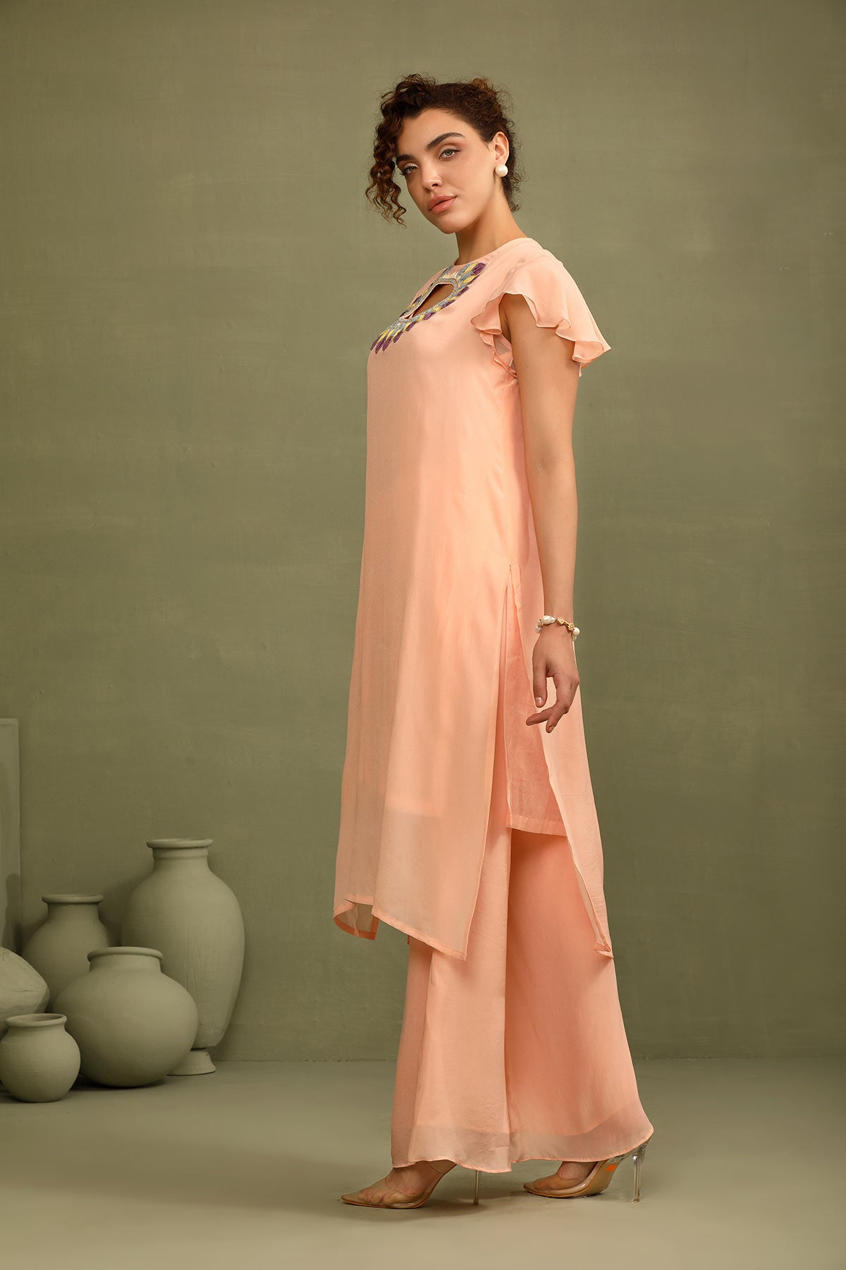 colour-block flower applieque neckline kurti with pallazo set