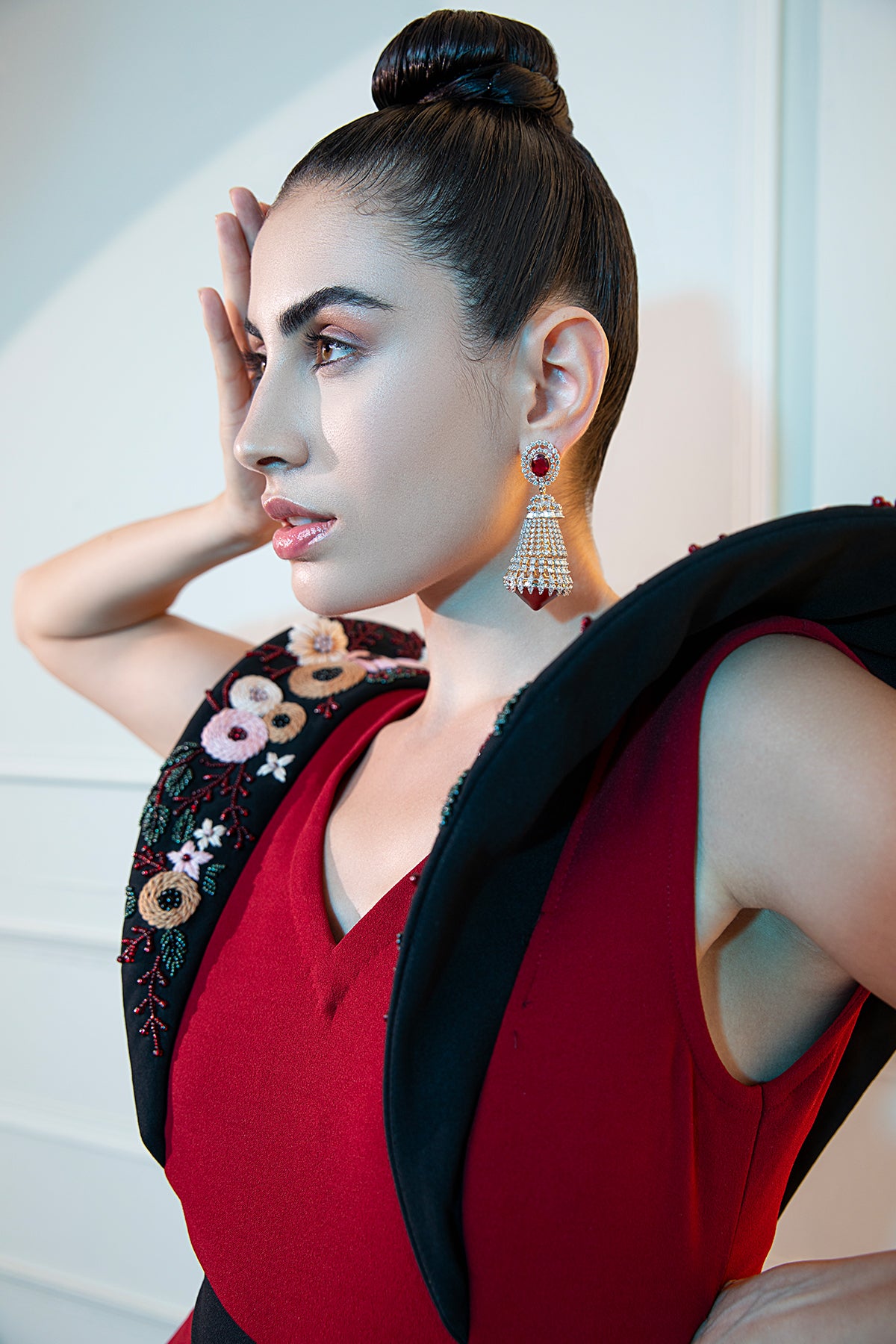 Edgy butterfly sleeves, trail fish cut Gown