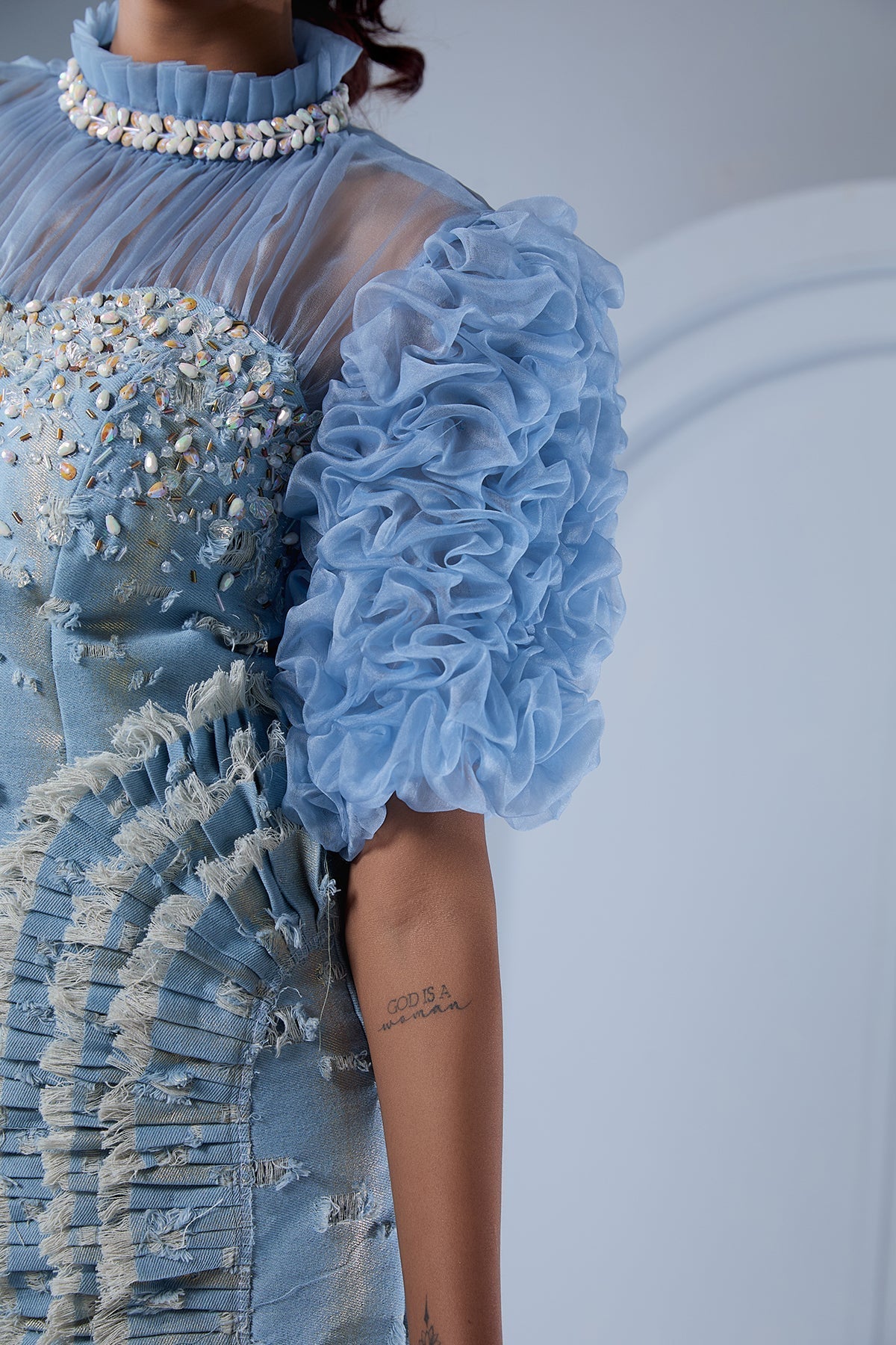 FRINGED STYLE PUFF SLEEVED DRESS