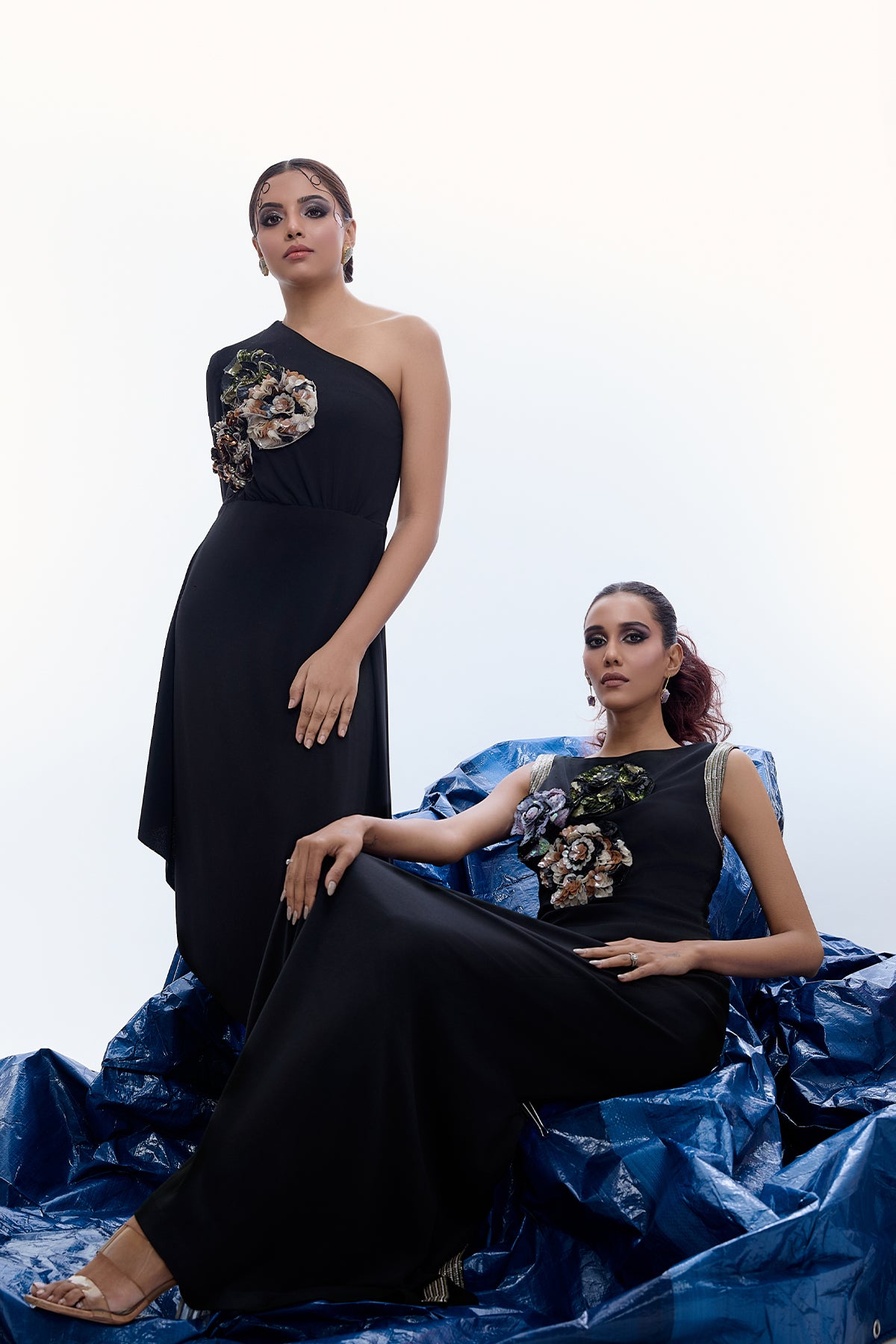 GOTHIC GODDESS SLIT GOWN