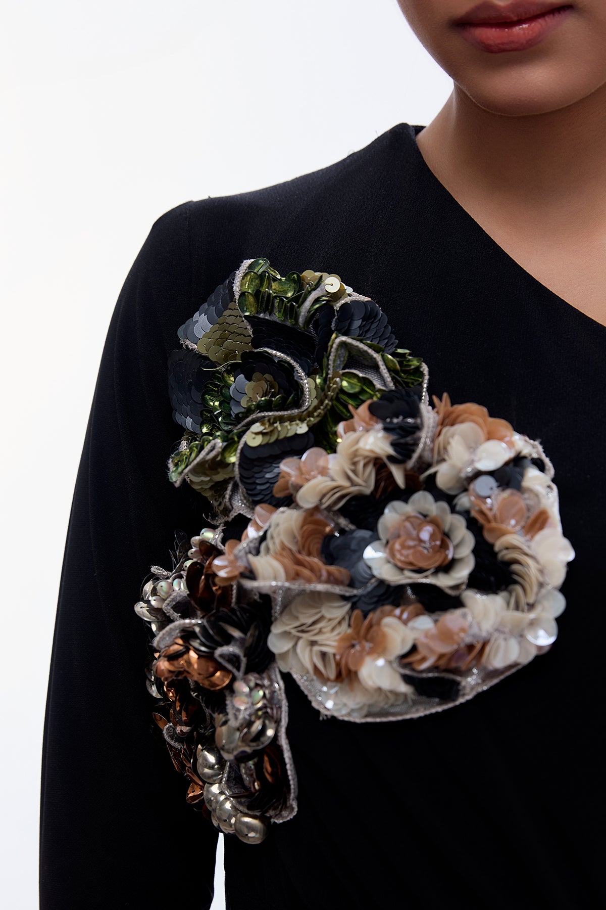 ASSYMETRIC ONE-SLEEVED DRESS