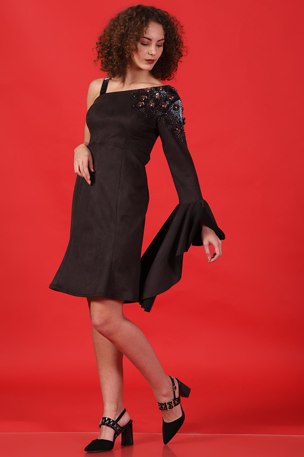 Power shoulder-Drama Sleeves cocktail Dress