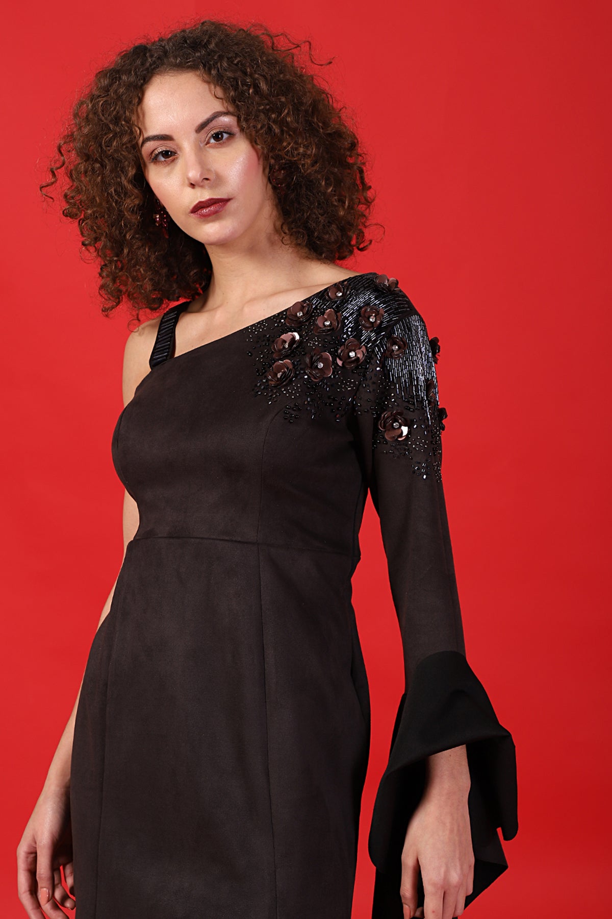 Power shoulder-Drama Sleeves cocktail Dress
